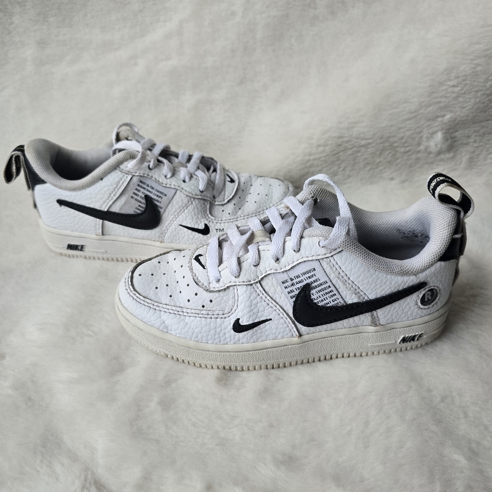 Nike Kids Air Force 1 LV8